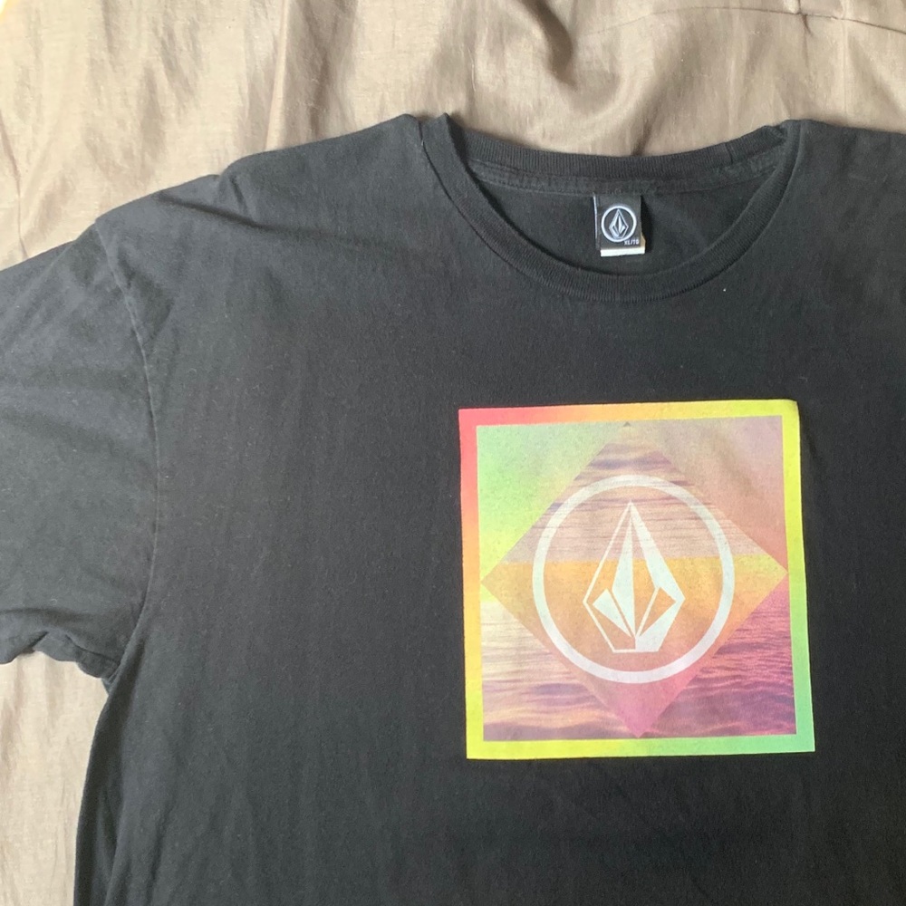 ⚜️VOLCOM MENS TEE